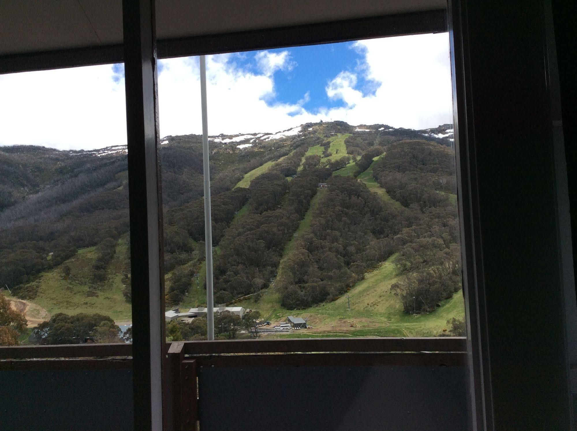 Winterhaus Lodge Thredbo Village Exteriör bild